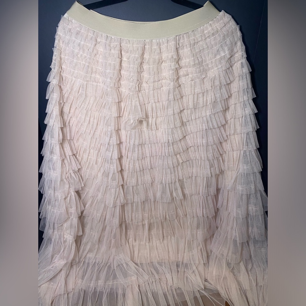 Plain‎ Ruffle Hem Tiered Layer Skirt With Elastic Waist - Picture 2 of 5
